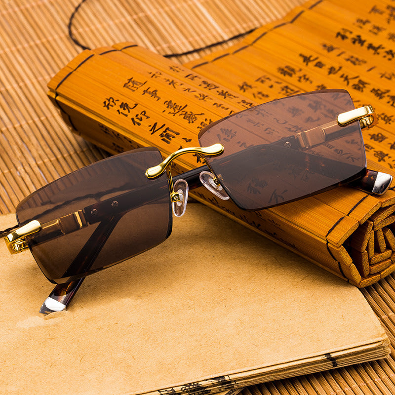 Crystal Stone Sunglasses – Natural Lens Elegance with Frameless Metal Design