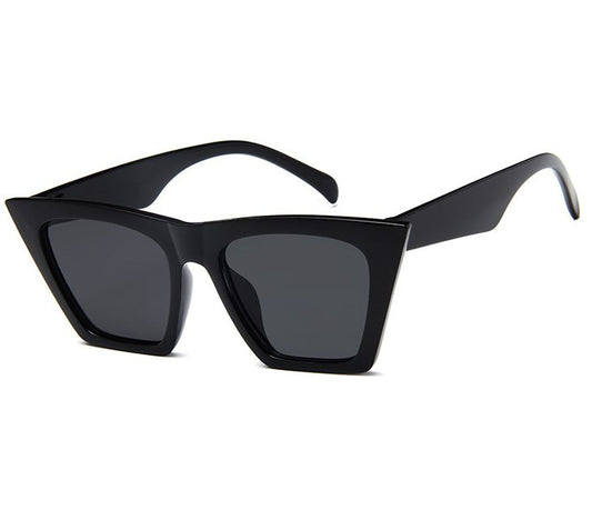 Vintage Cat Eye Sunglasses – 90s Fashion | Luxury Style | For Women